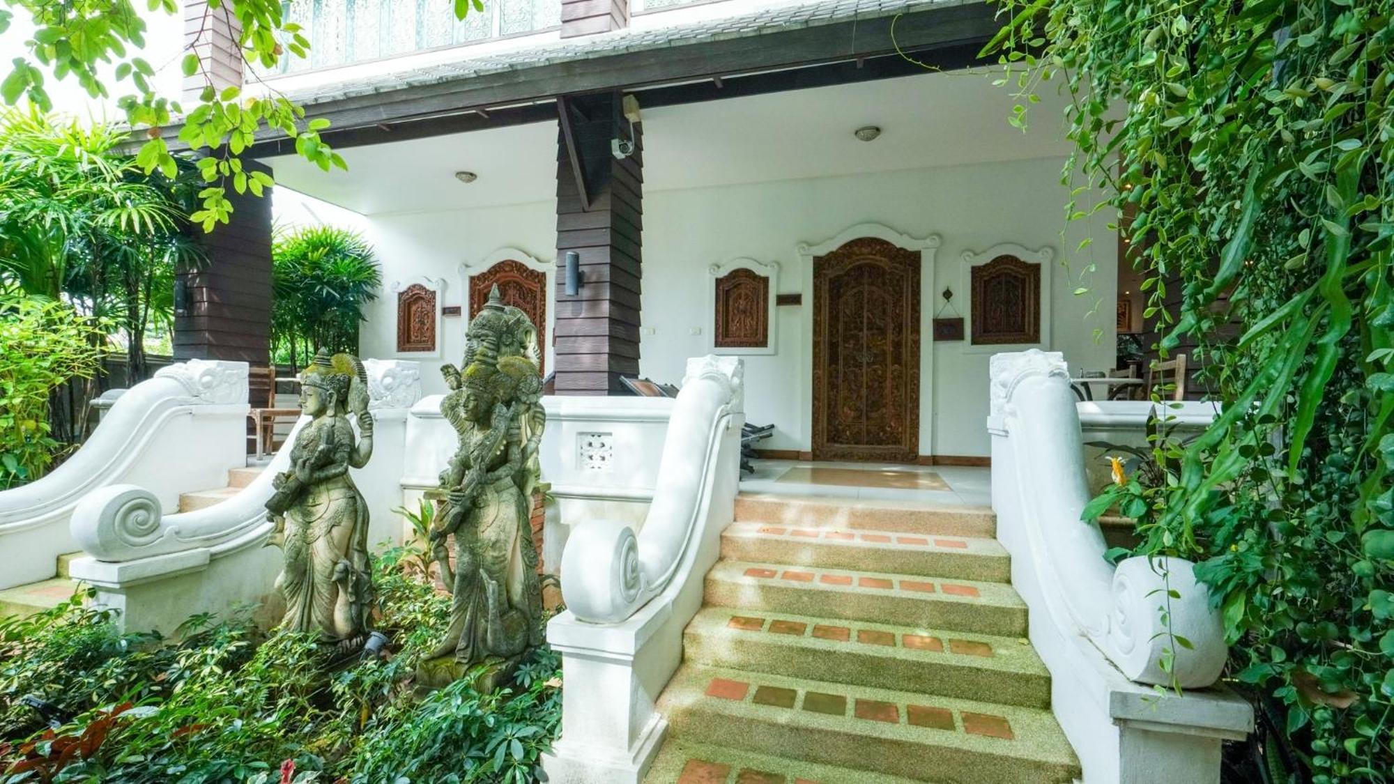 Kodchasri Thani Hotel Chiangmai Chiang Mai Exterior photo