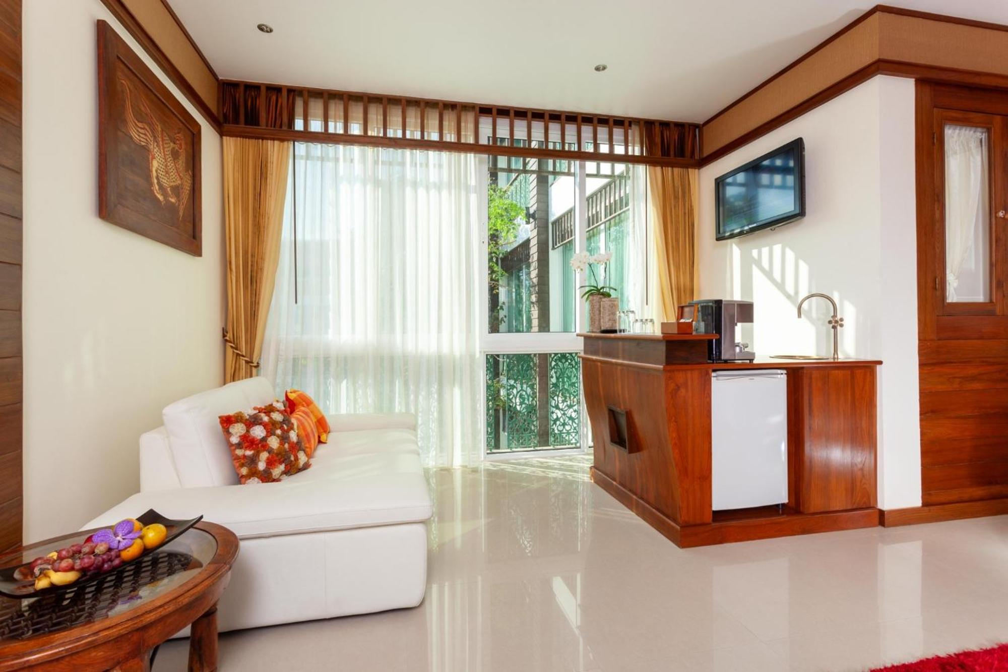 Kodchasri Thani Hotel Chiangmai Chiang Mai Exterior photo